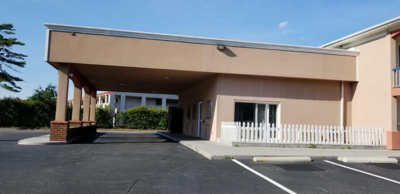 Budget Lodge Newport News Exterior foto